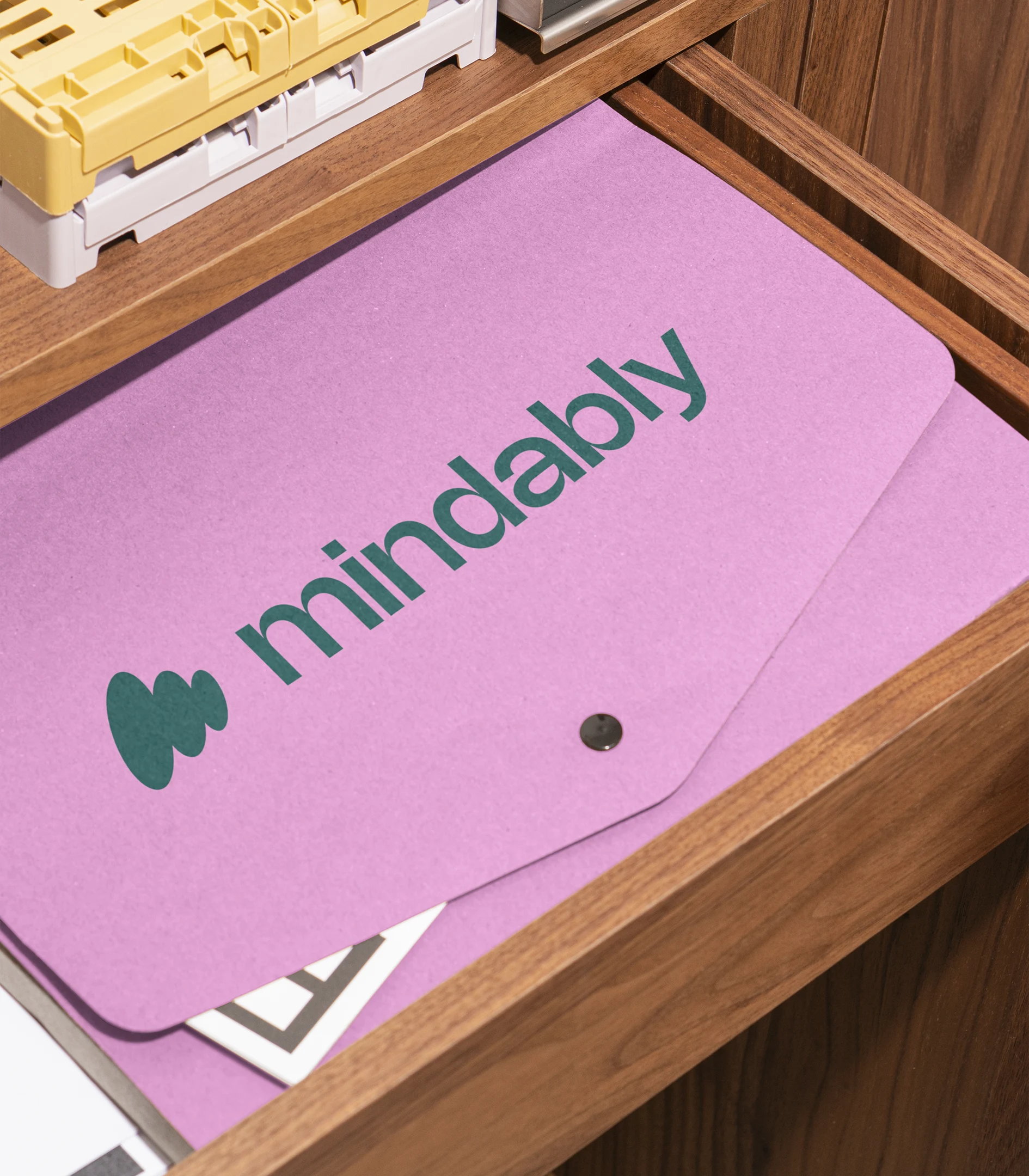 MND Folder